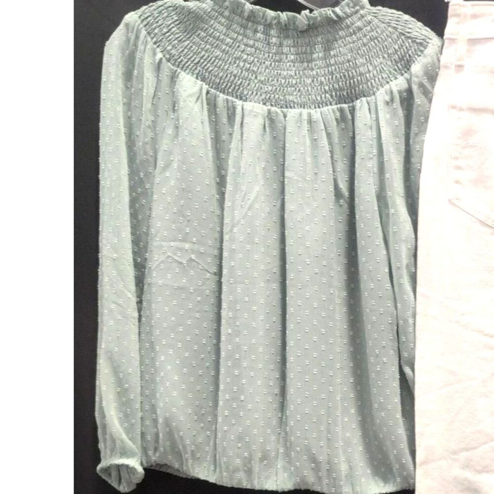 LOFT Smocked Swiss Dot Blouse - Size Small - NWT - Picture 4 of 5
